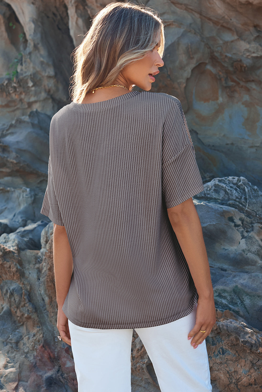 Valerian Ribbed V Neck Pocket Drop Sleeve T-Shirt